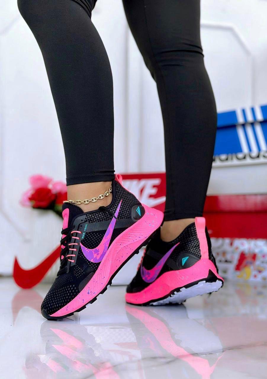 NIKE TRAIL DAMA